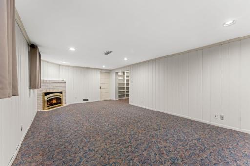 3725 Glenhurst Avenue, Saint Louis Park, MN 55416