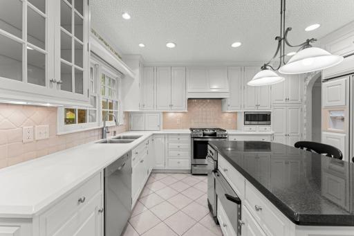 3725 Glenhurst Avenue, Saint Louis Park, MN 55416