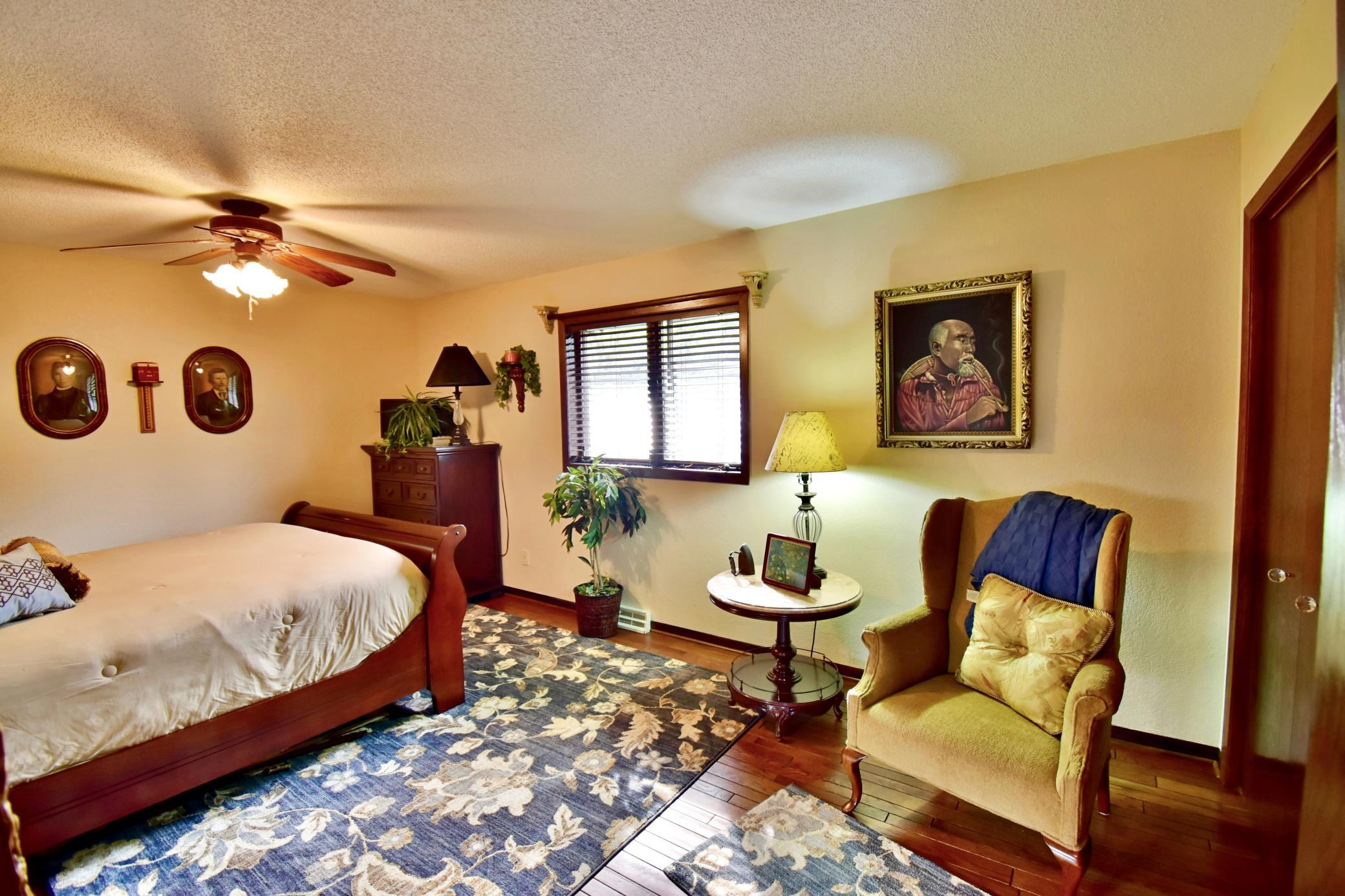 Primary bedroom views.