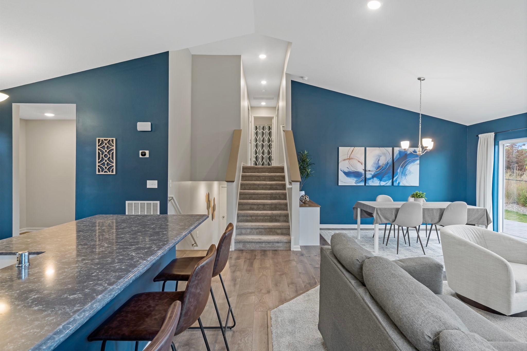Spacious side-split layout
