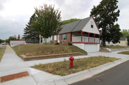 404 5th Street S, Sauk Centre, MN 56378