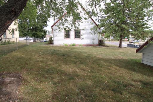 404 5th Street S, Sauk Centre, MN 56378