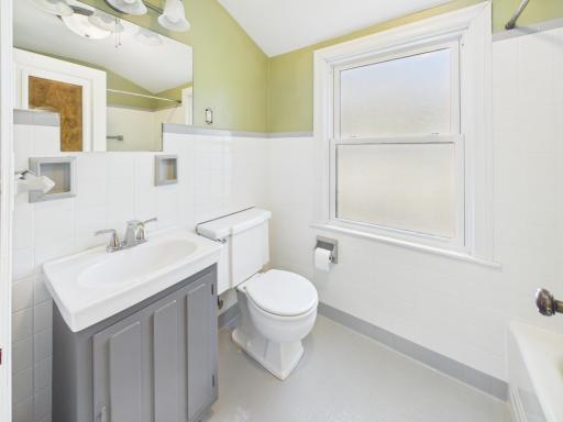 404 5th Street S, Sauk Centre, MN 56378