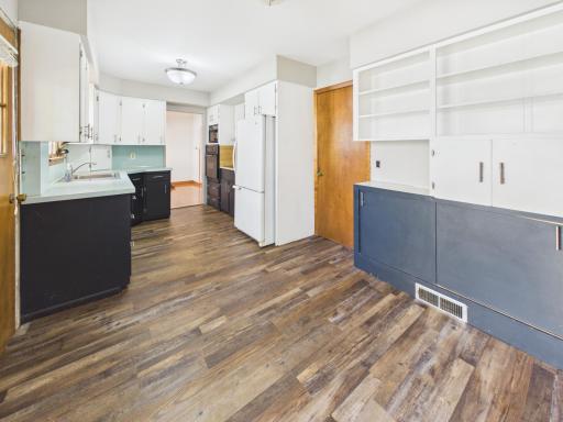 404 5th Street S, Sauk Centre, MN 56378