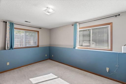 9337 Jeffery Court S, Cottage Grove, MN 55016