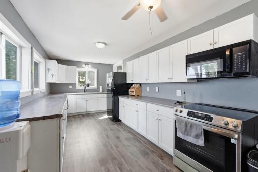 150 W Church Avenue, Nelson, MN 56355
