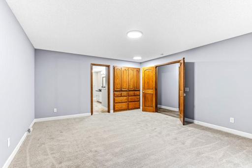 2085 128th Avenue NW, Coon Rapids, MN 55448