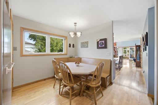 78 Bridgewater Drive, Vadnais Heights, MN 55127