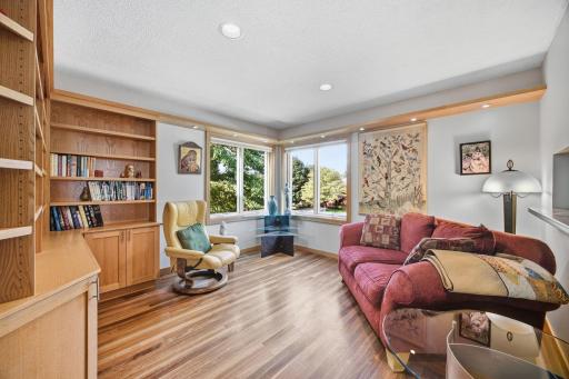 78 Bridgewater Drive, Vadnais Heights, MN 55127