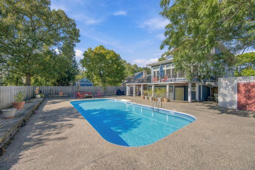 78 Bridgewater Drive, Vadnais Heights, MN 55127