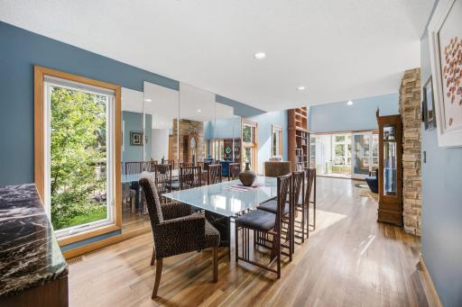 78 Bridgewater Drive, Vadnais Heights, MN 55127