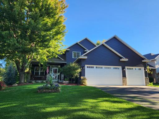 924 36th Street W, Hastings, MN 55033