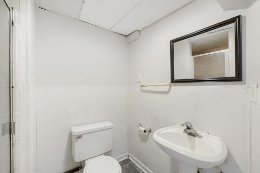 3780 71st St E - Web Quality - 023 - 23 Bathroom.jpg