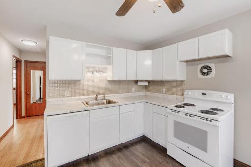 3780 71st St E - Web Quality - 006 - 06 Kitchen.jpg