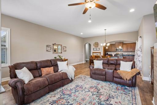 1183 Willowbrook Circle, Delano, MN 55328