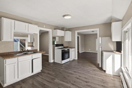 4653 Bryant Avenue N, Minneapolis, MN 55412