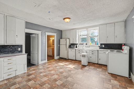 518 Central Avenue, Lester Prairie, MN 55354