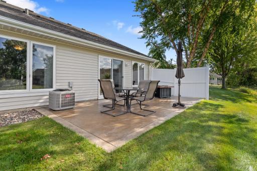 7874 Heinbuch Trail, Woodbury, MN 55125