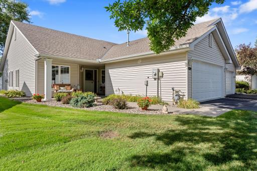 7874 Heinbuch Trail, Woodbury, MN 55125