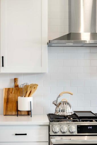 Photo taken from previous model with a similar floorplan. While similar, some options shown in the picture may not be included in this pricing. Please ask for a detailed list of included features for this listing.