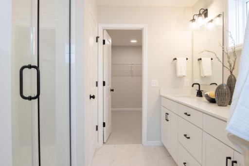 Photo taken from previous model with a similar floorplan. While similar, some options shown in the picture may not be included in this pricing. Please ask for a detailed list of included features for this listing.