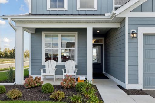 Photo taken from previous model with a similar floorplan. While similar, some options shown in the picture may not be included in this pricing. Please ask for a detailed list of included features for this listing.