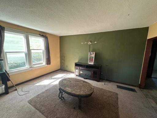 117 S Harold Street, Ivanhoe, MN 56142