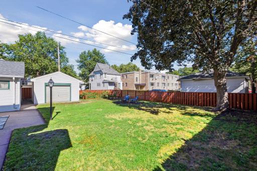 409 6th Street SE, Minneapolis, MN 55414