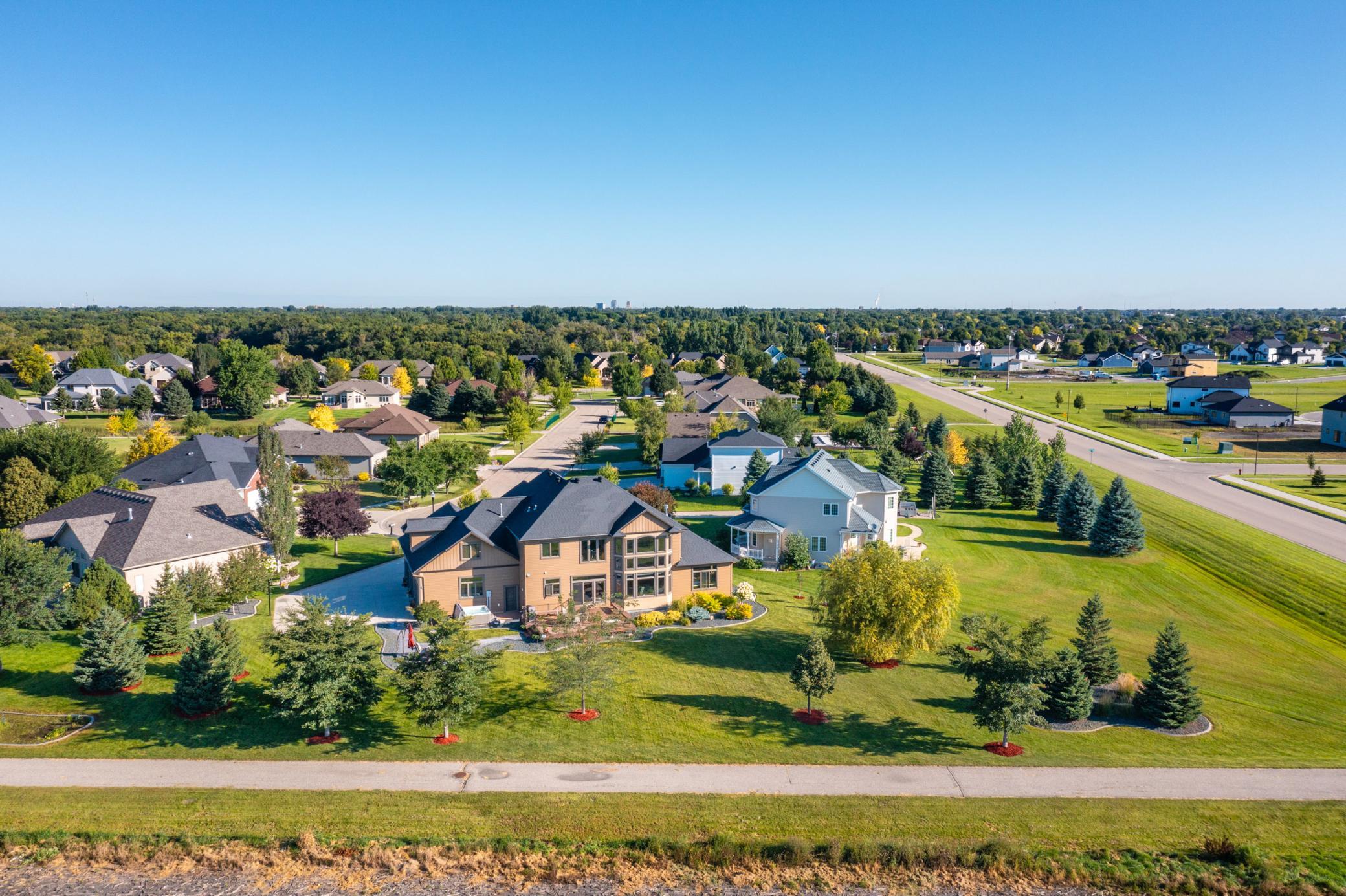 4856 2nd St SW Moorhead