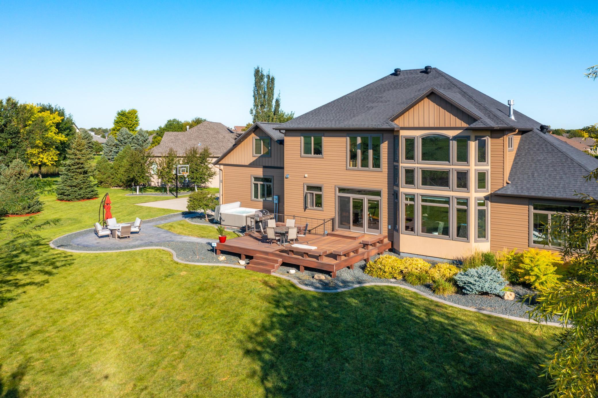 4856 2nd St SW Moorhead