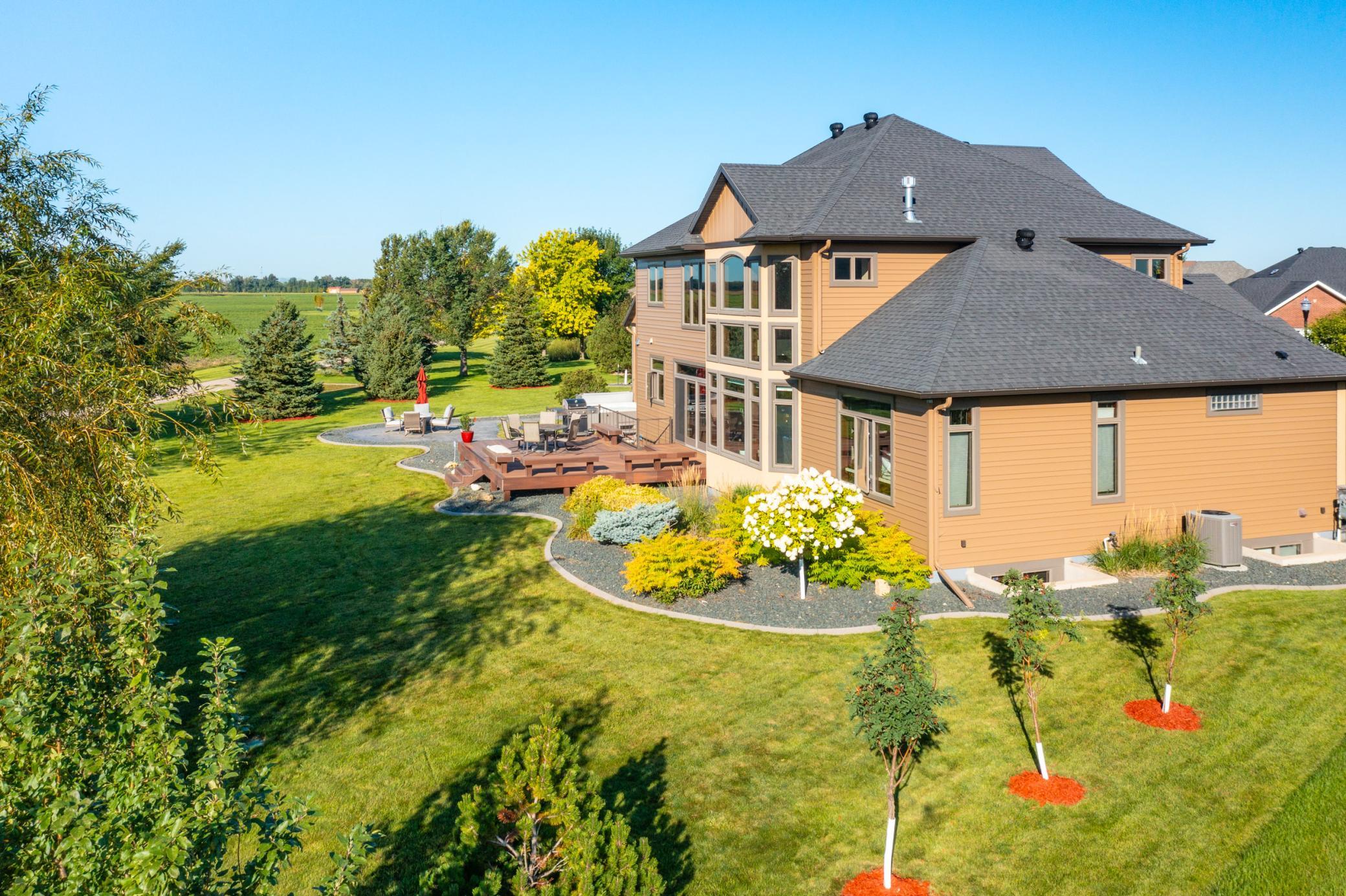 4856 2nd St SW Moorhead