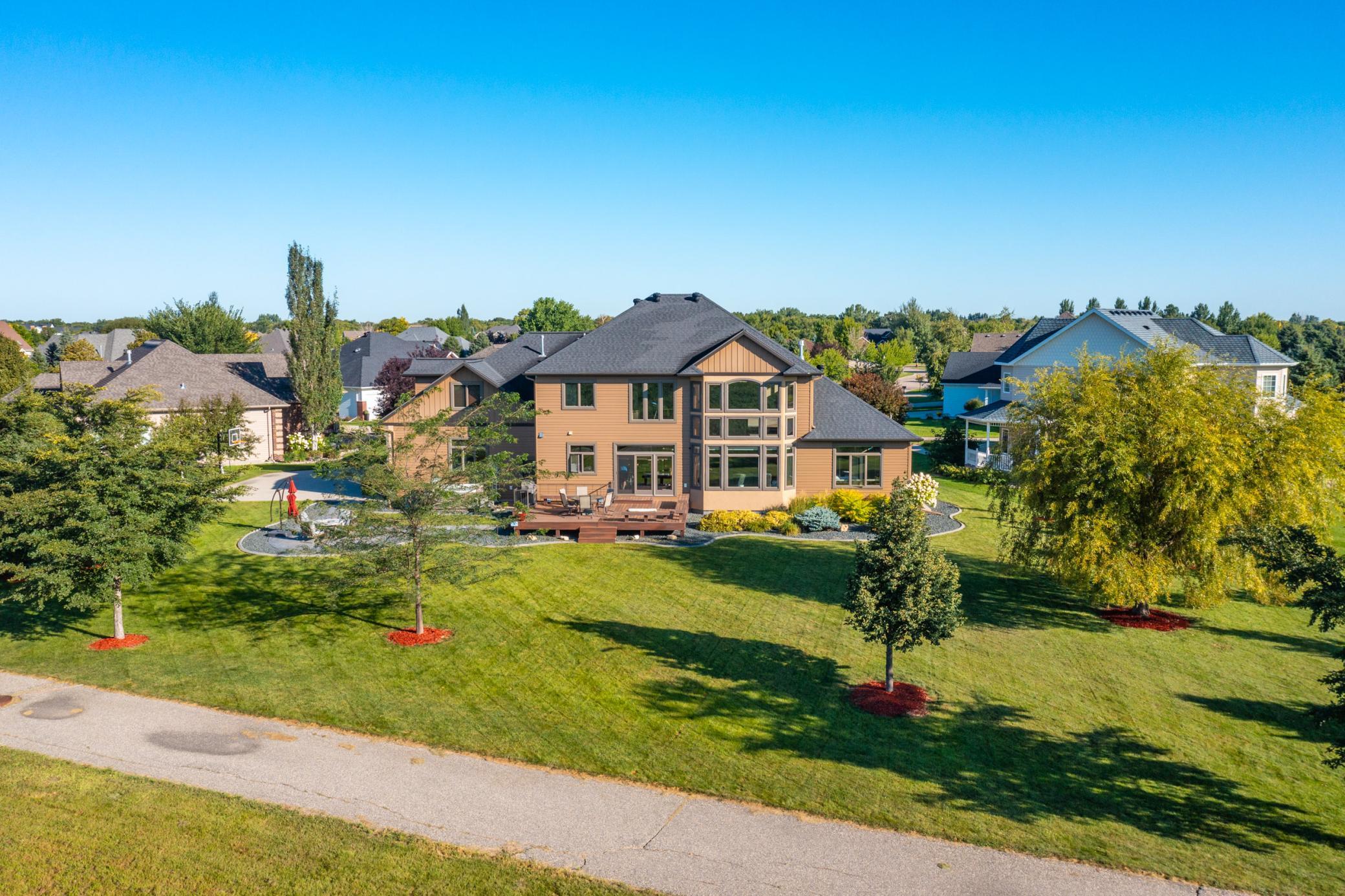 4856 2nd St SW Moorhead