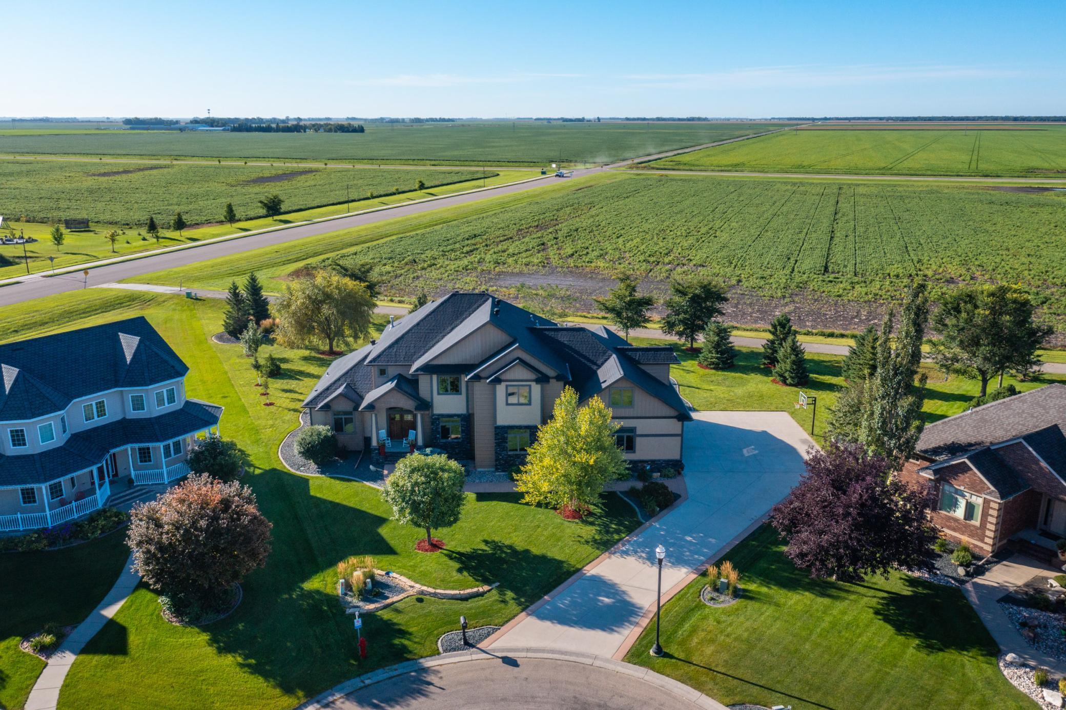4856 2nd St SW Moorhead