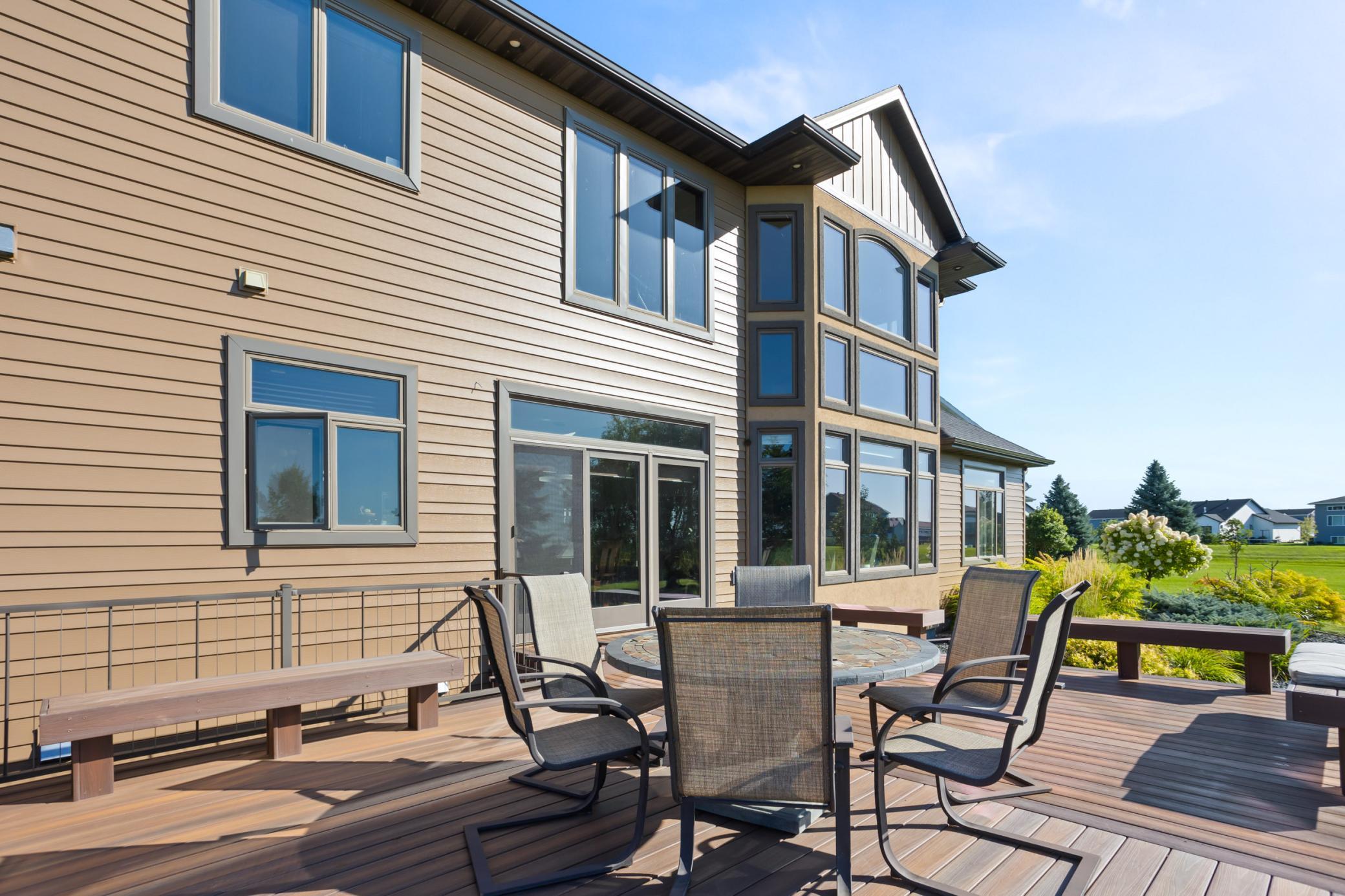 4856 2nd St SW Moorhead