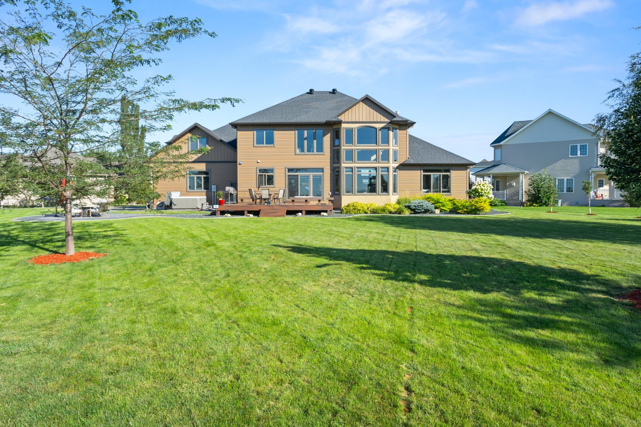 4856 2nd St SW Moorhead