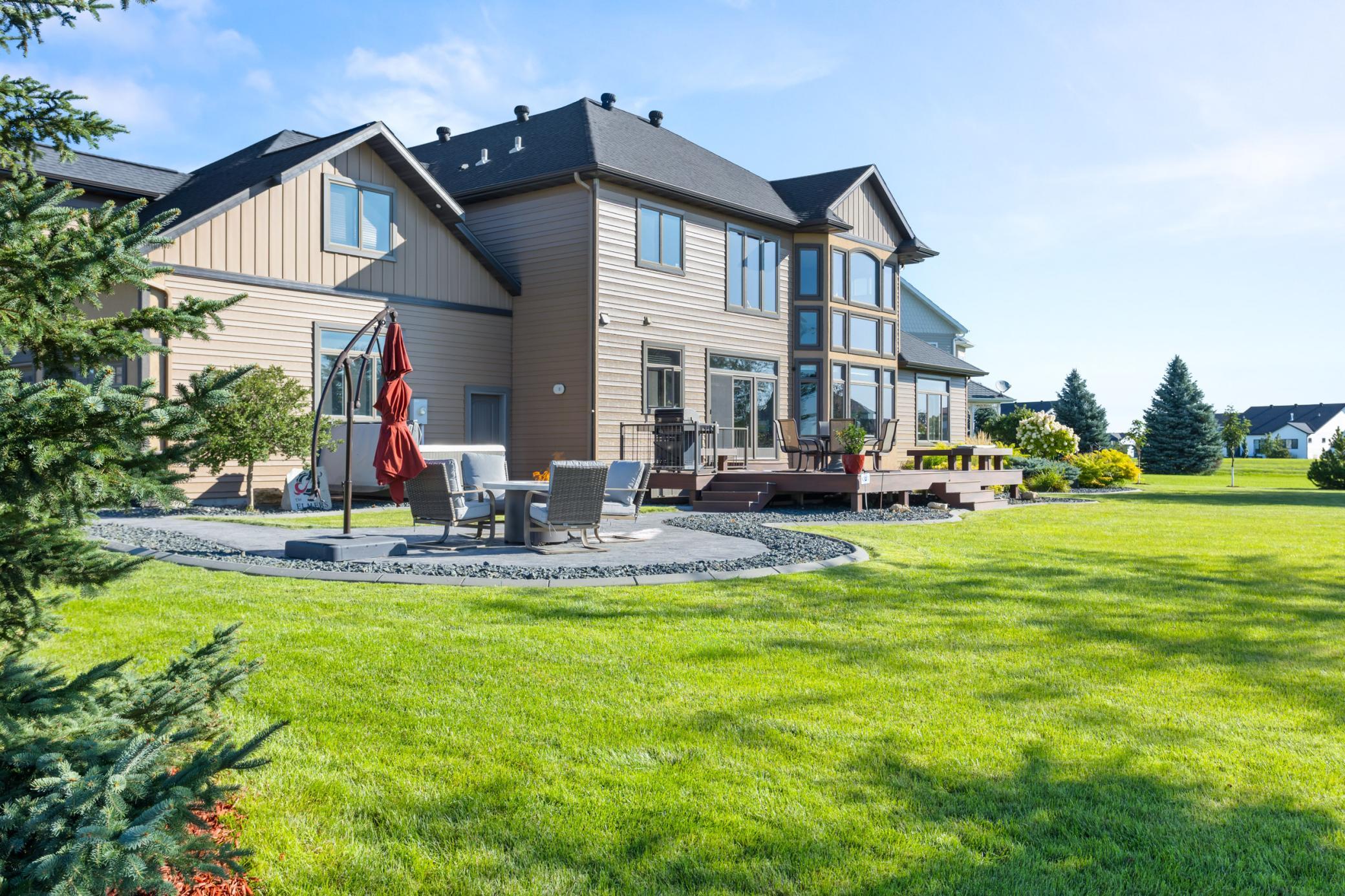 4856 2nd St SW Moorhead