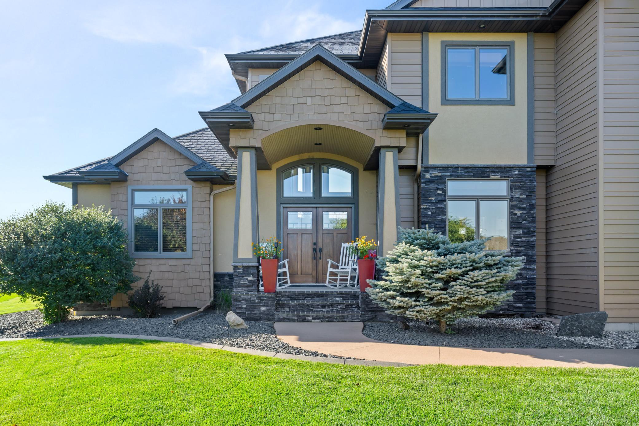 4856 2nd St SW Moorhead