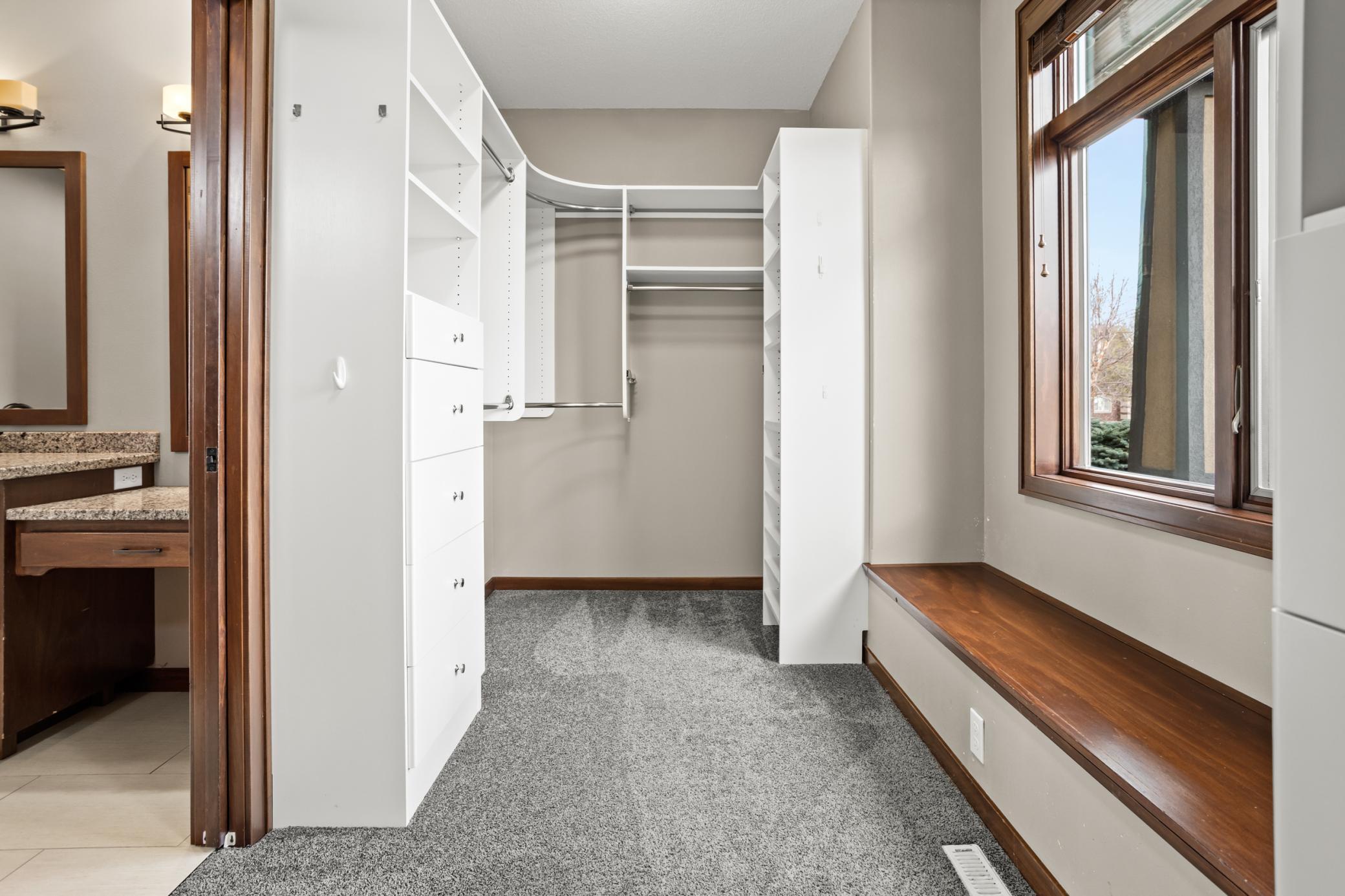 4856 2nd St SW Moorhead