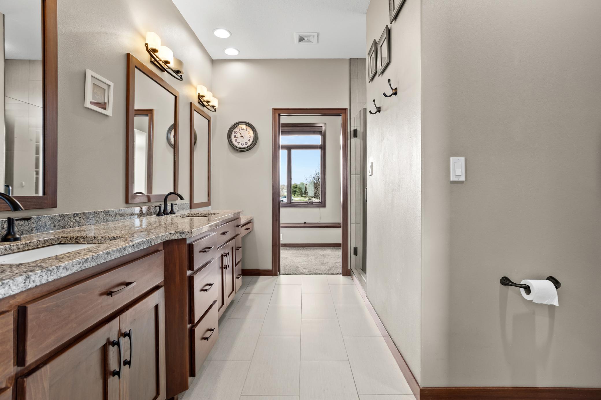 4856 2nd St SW Moorhead