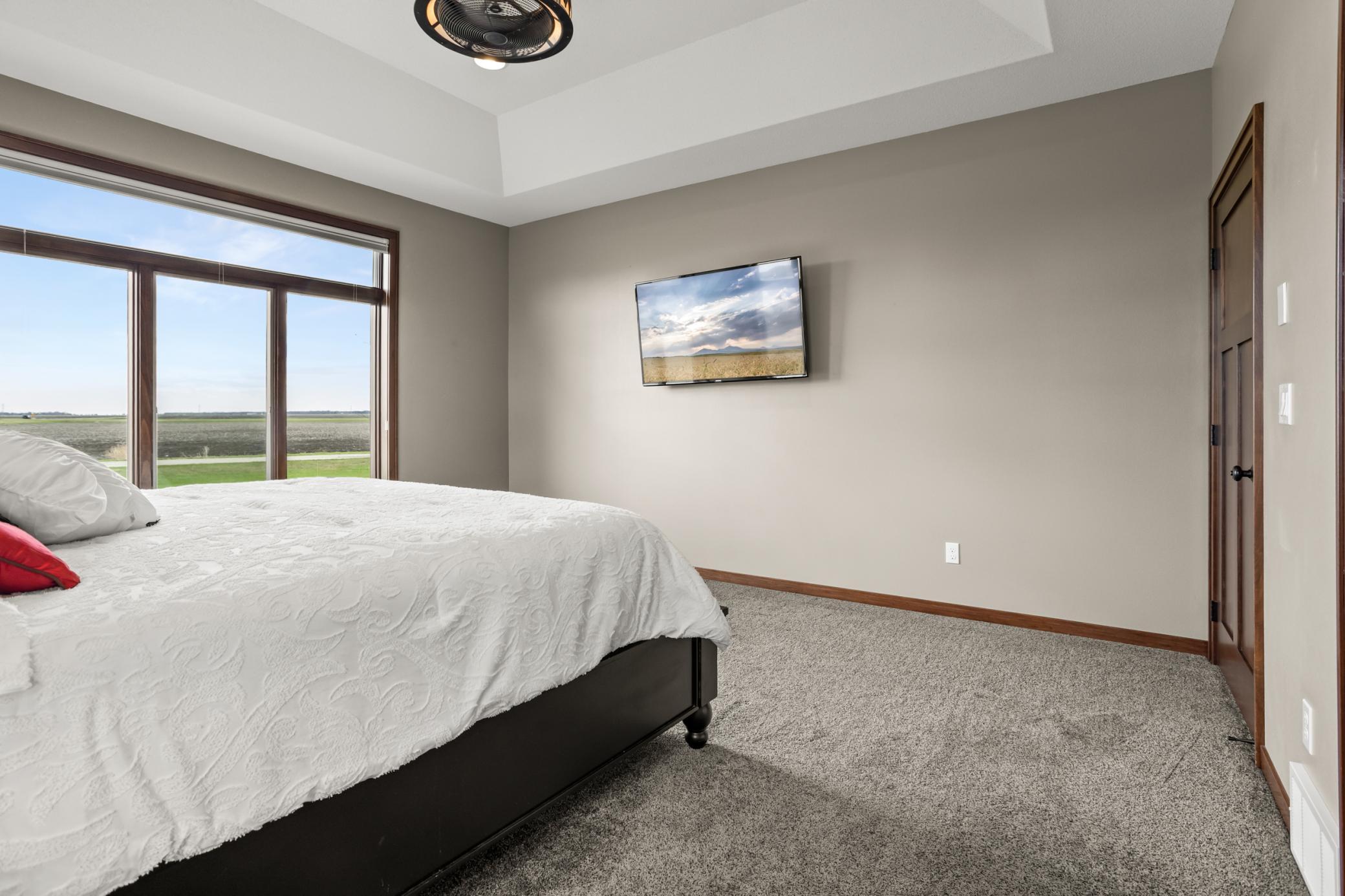 4856 2nd St SW Moorhead