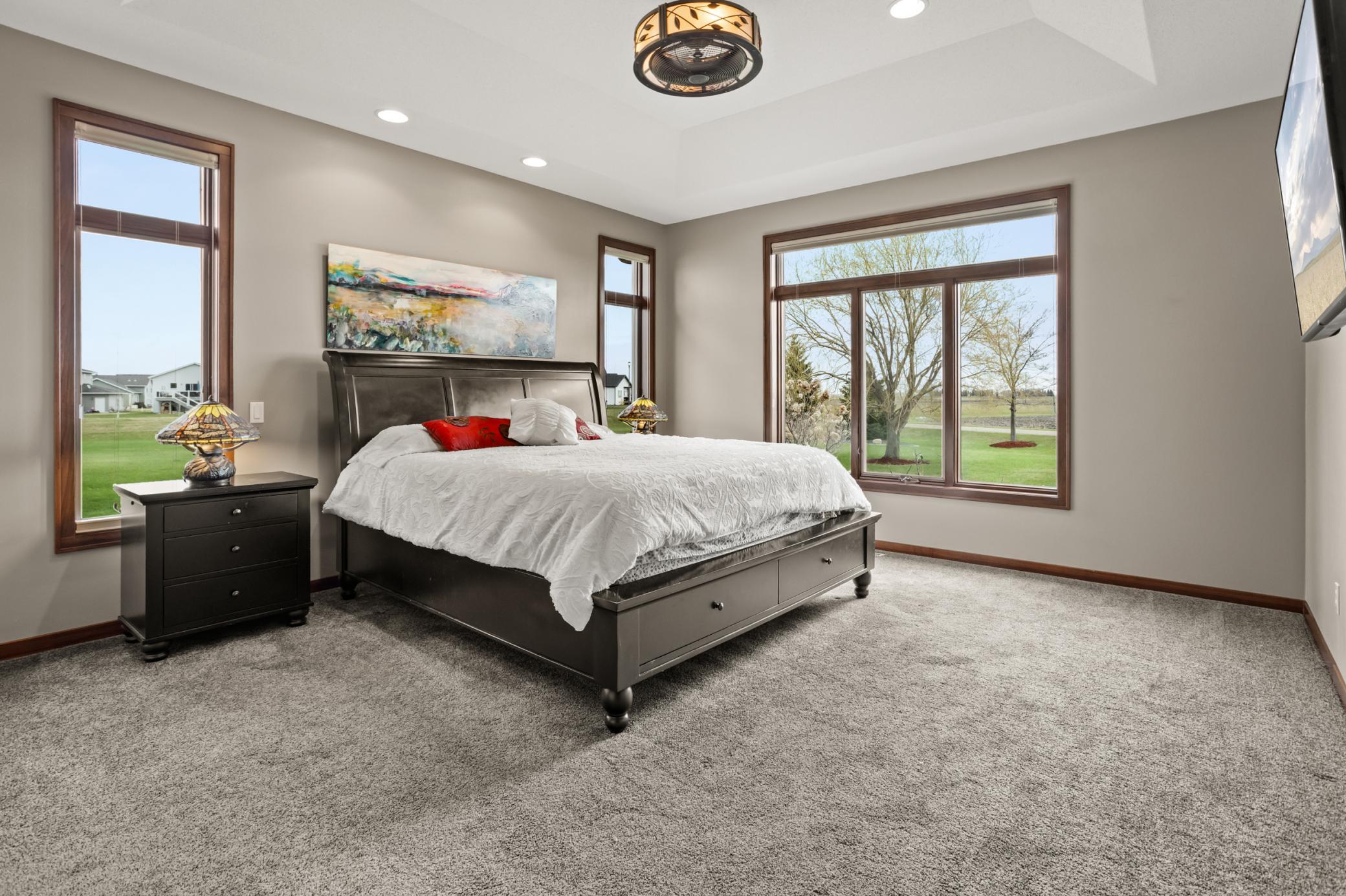 4856 2nd St SW Moorhead