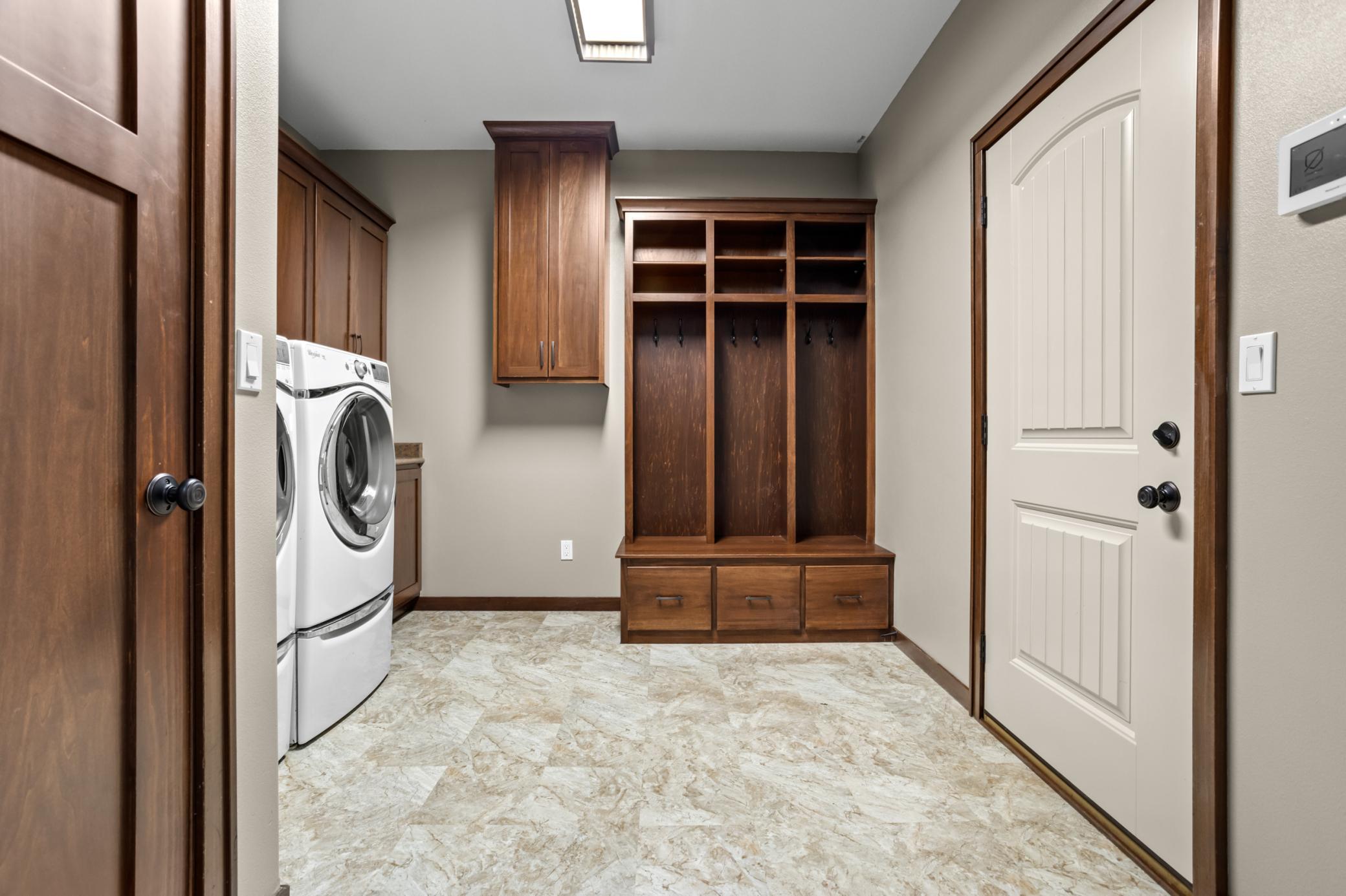 4856 2nd St SW Moorhead
