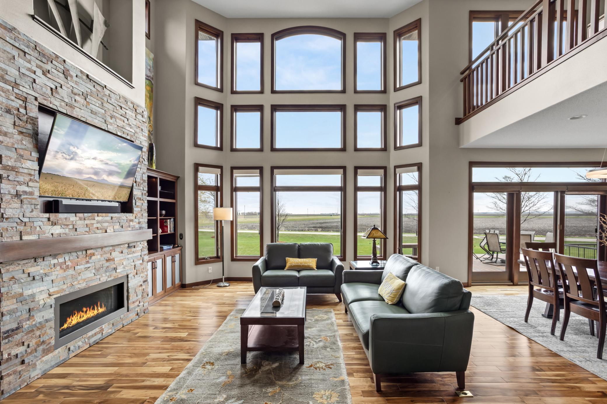 4856 2nd St SW Moorhead