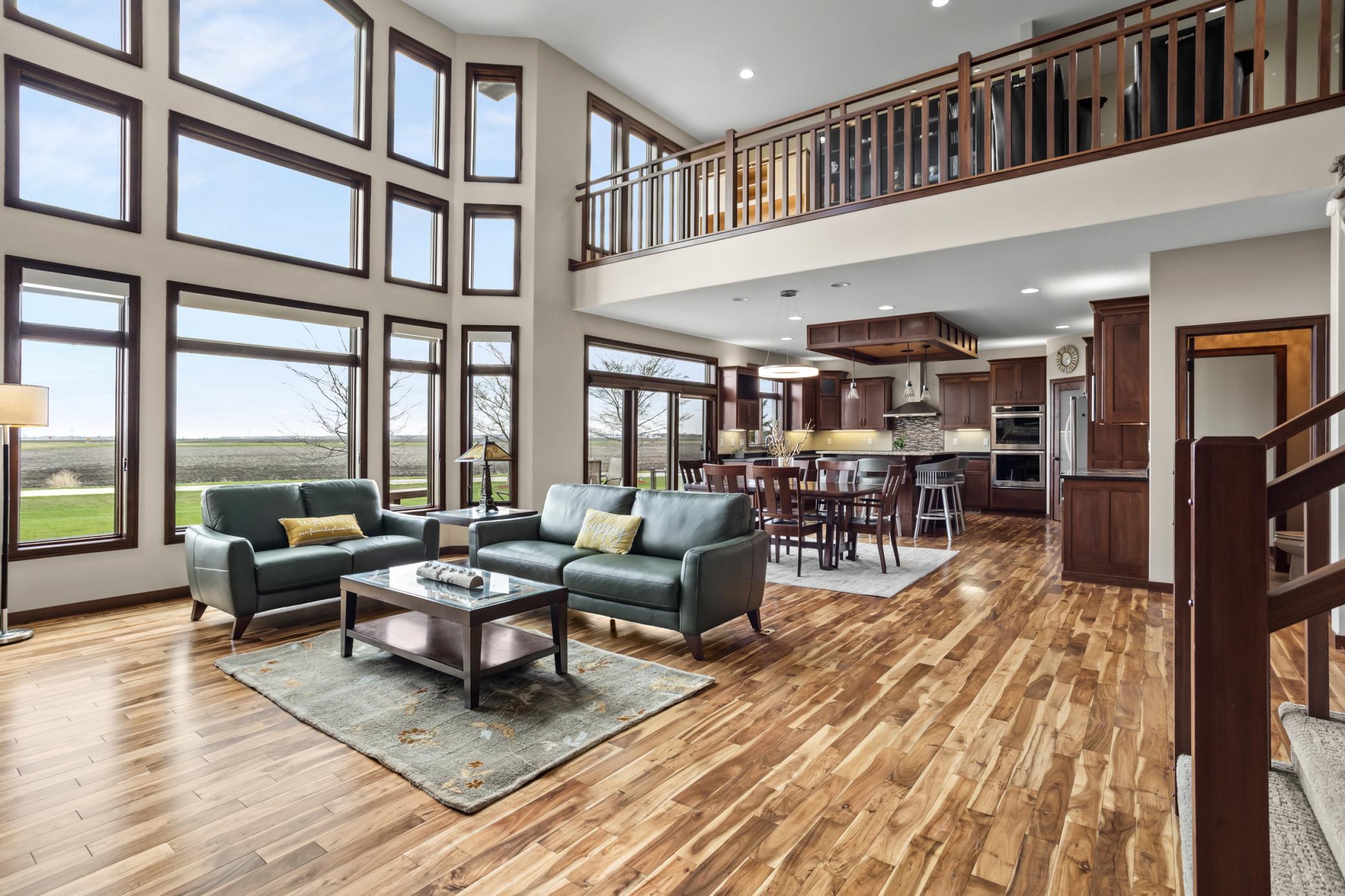 4856 2nd St SW Moorhead