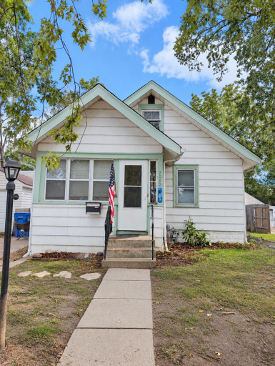 Photo for 2082 Manitou Avenue, Saint Paul, MN 55119 - listing #7142852 2082 Manitou Avenue, Saint Paul, MN 55119