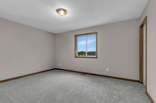 110 Woolgrass Way, Avon, MN 56310