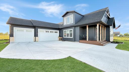 3 Car Garage