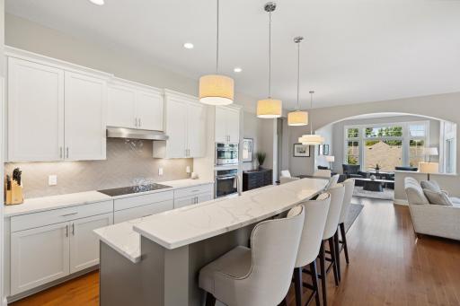 8752 Lake Riley Drive, Chanhassen, MN 55317