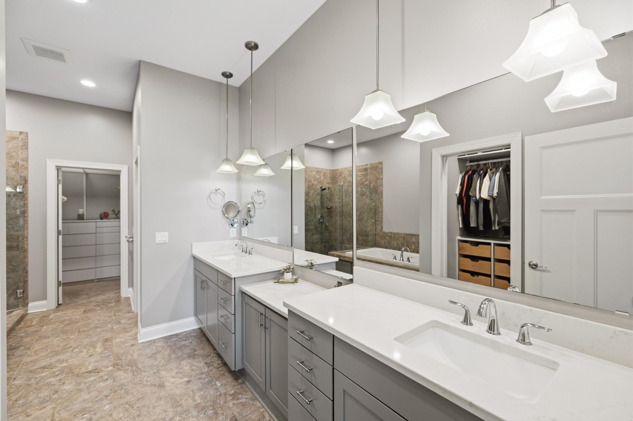 Primary Bath - Vanity