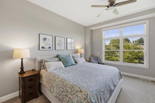 8752 Lake Riley Drive, Chanhassen, MN 55317